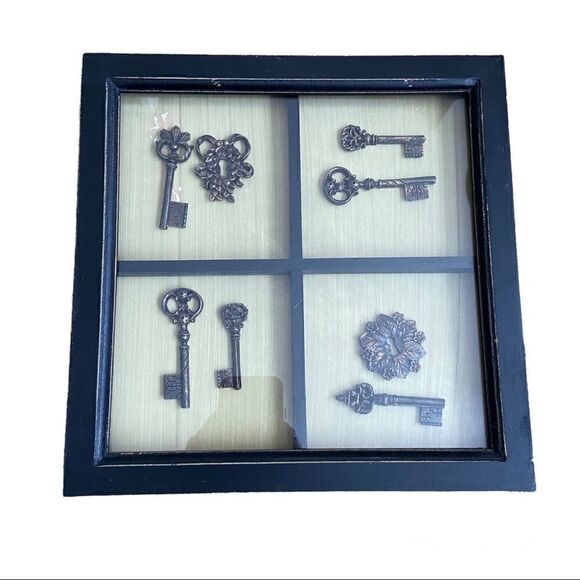 Rustic Antique Inspired Wall Art Key Hook - Picture 5 of 7